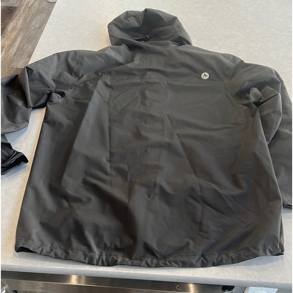 Marmot Black Raincoat for Men - Picture 3 of 7